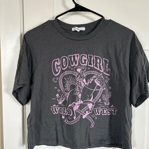 Grey boxy graphic tshirt